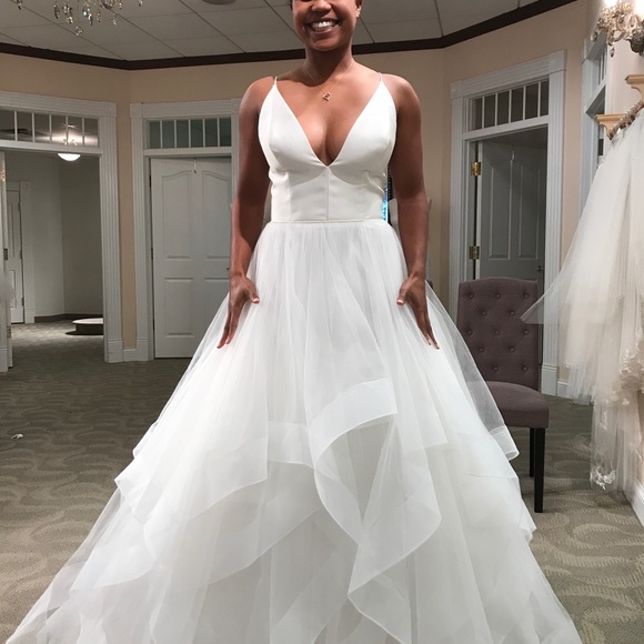 💍Ball gown💍Wedding dress!!🎊(Belt not included) - Picture 3 of 8